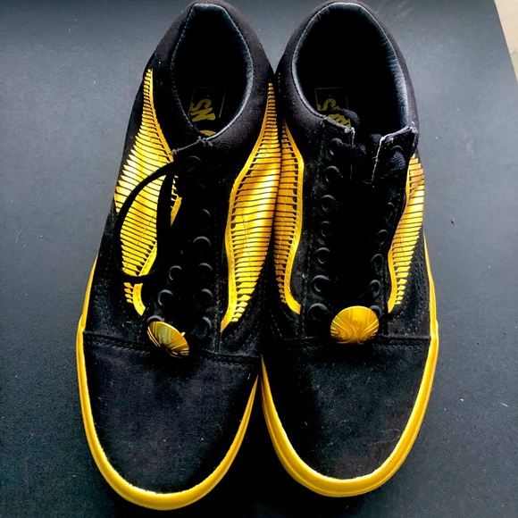 Harry Potter Quidditch Vans sneakers - Picture 1 of 3